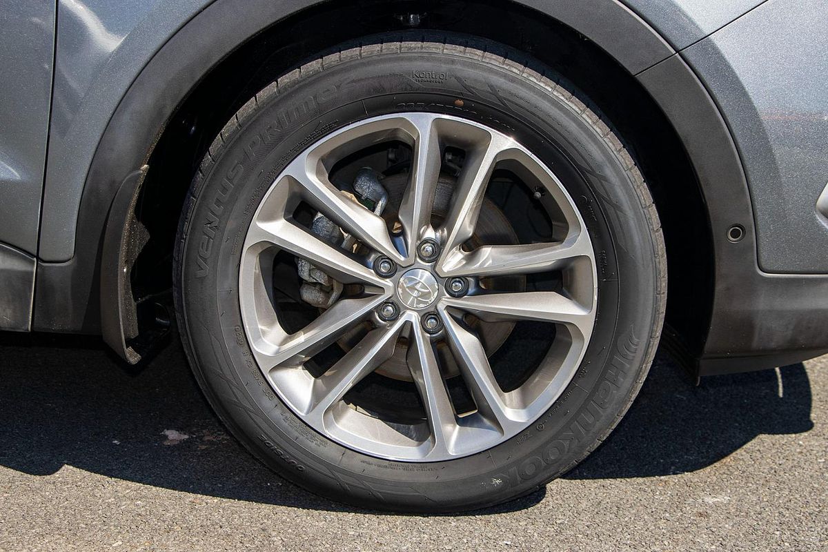 2017 Hyundai Santa Fe Highlander DM5 Series II