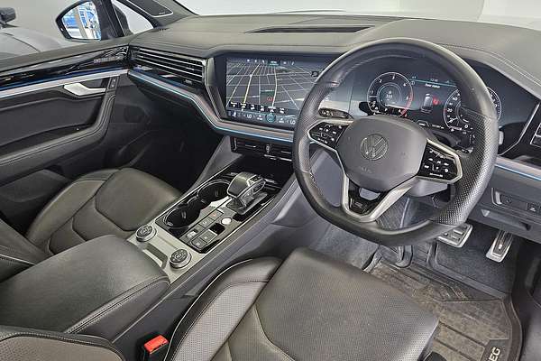2022 Volkswagen Touareg 210TDI R-Line CR