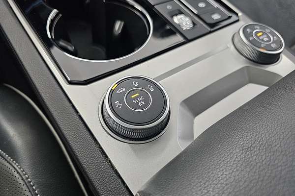 2022 Volkswagen Touareg 210TDI R-Line CR
