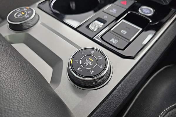 2022 Volkswagen Touareg 210TDI R-Line CR