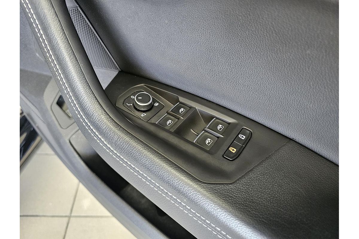 2022 Volkswagen Touareg 210TDI R-Line CR