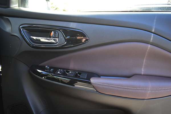 2025 Suzuki Fronx Hybrid KW