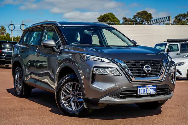 2024 Nissan X-TRAIL ST T33