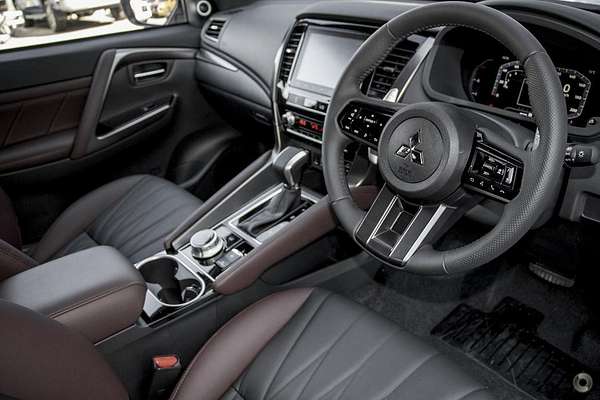 2024 Mitsubishi Pajero Sport GSR QG