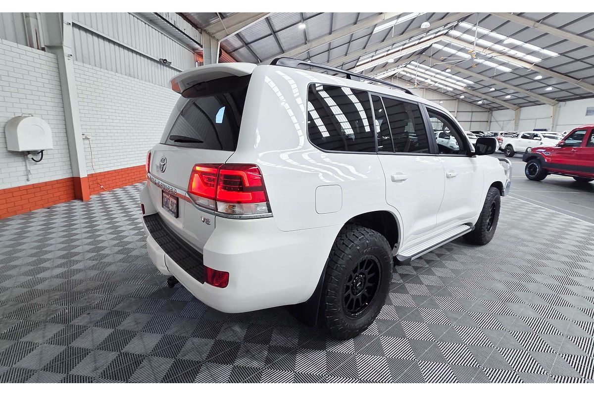 2018 Toyota Landcruiser GXL VDJ200R