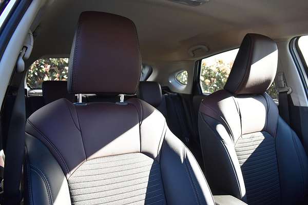 2025 Suzuki Fronx Hybrid KW