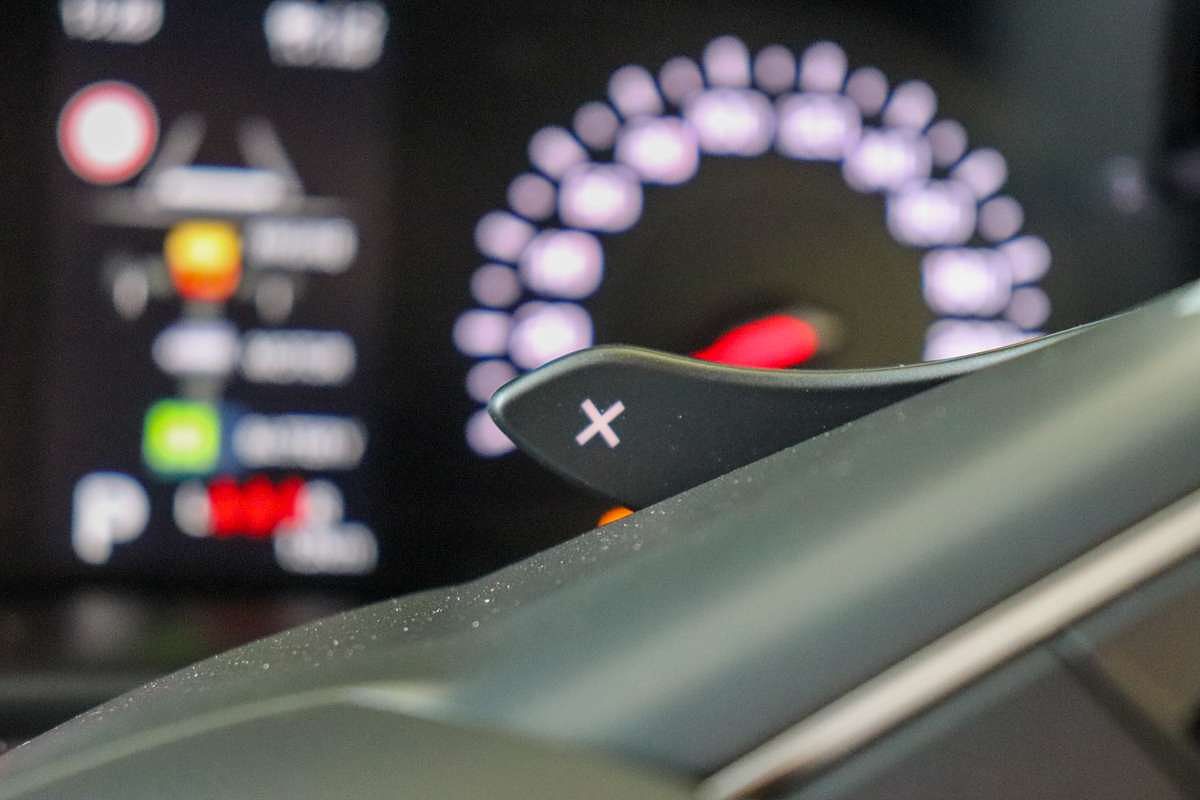 2025 Suzuki Swift Hybrid GLX UZ