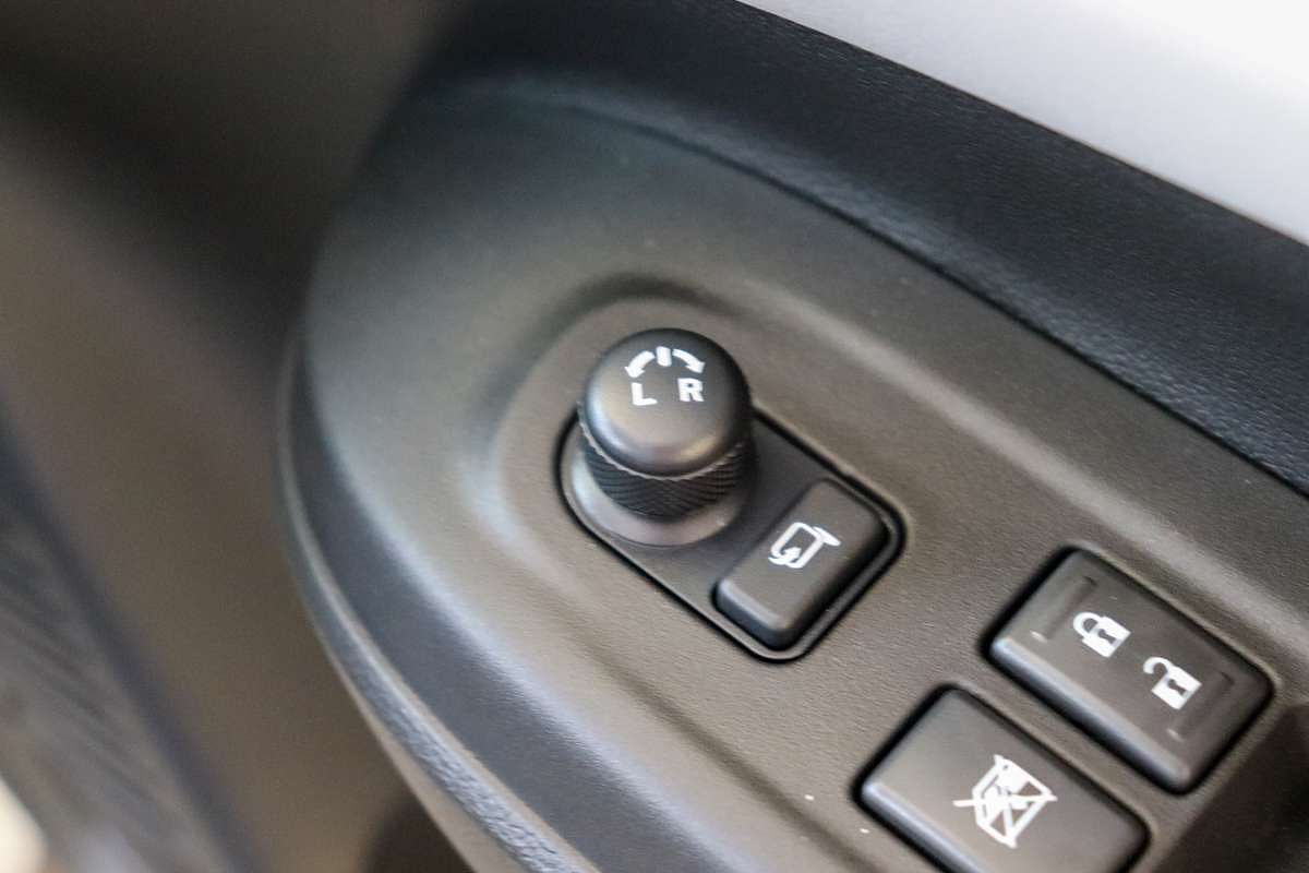2025 Suzuki Swift Hybrid GLX UZ