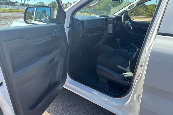 2025 Ford Ranger XL 4X4 2.0L