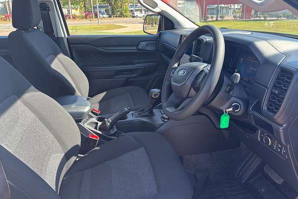 2025 Ford Ranger XL 4X4 2.0L