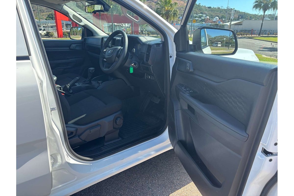 2025 Ford Ranger XL 4X4 2.0L