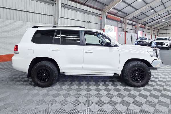 2018 Toyota Landcruiser GXL VDJ200R