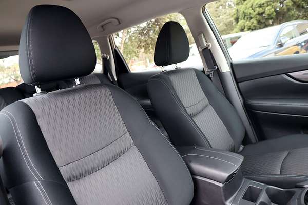 2022 Nissan X-TRAIL ST T32