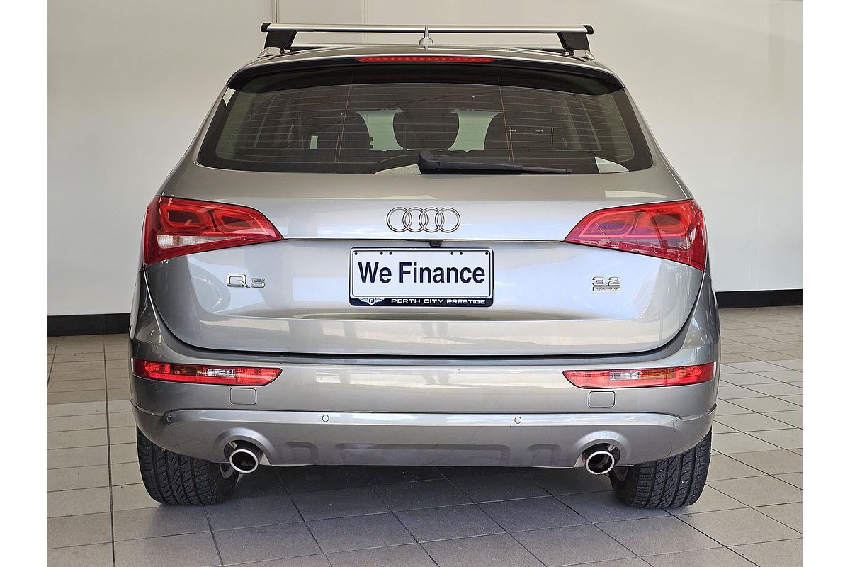 2010 Audi Q5 FSI 8R