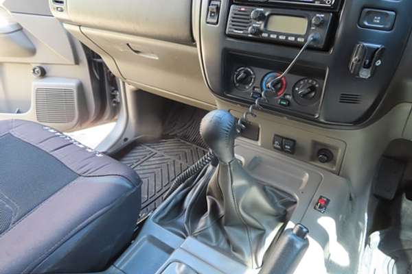 2002 Nissan Patrol ST GU III