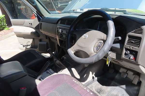 2002 Nissan Patrol ST GU III