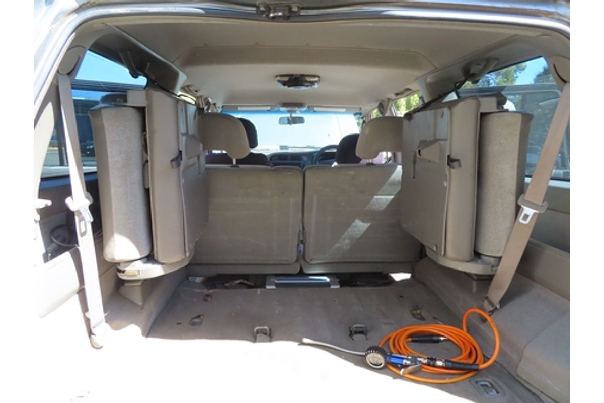 2002 Nissan Patrol ST GU III