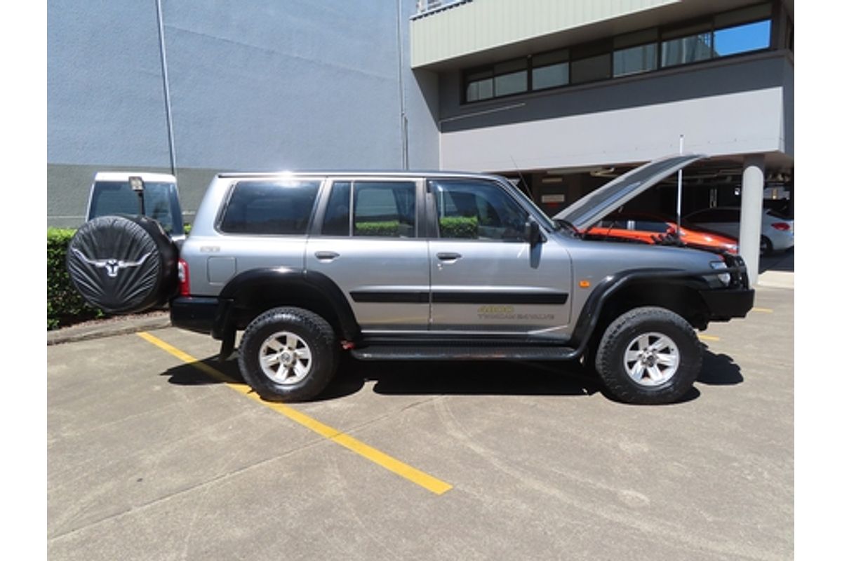 2002 Nissan Patrol ST GU III
