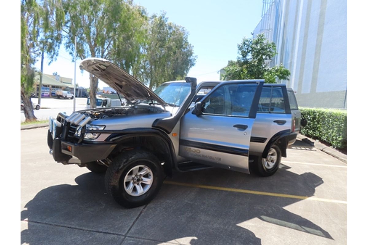 2002 Nissan Patrol ST GU III