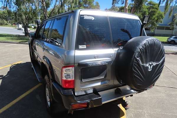 2002 Nissan Patrol ST GU III