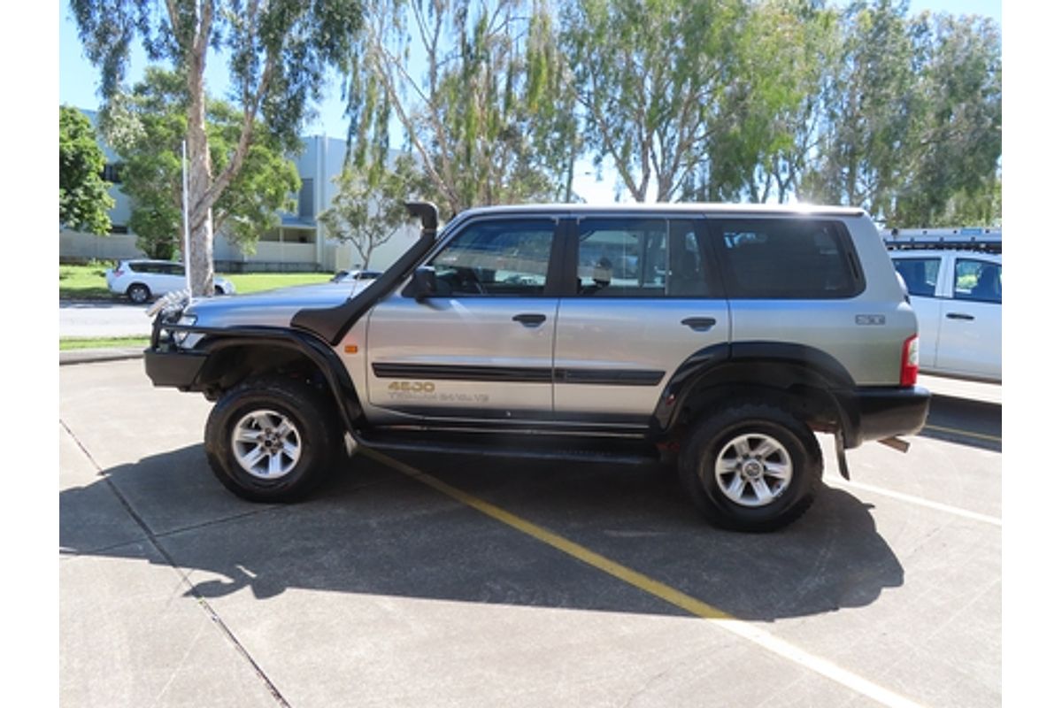 2002 Nissan Patrol ST GU III