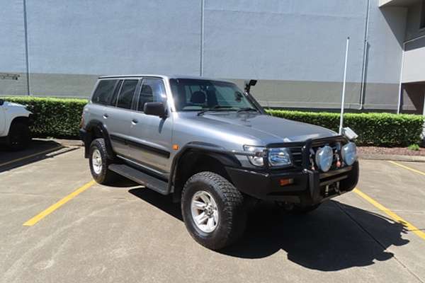 2002 Nissan Patrol ST GU III