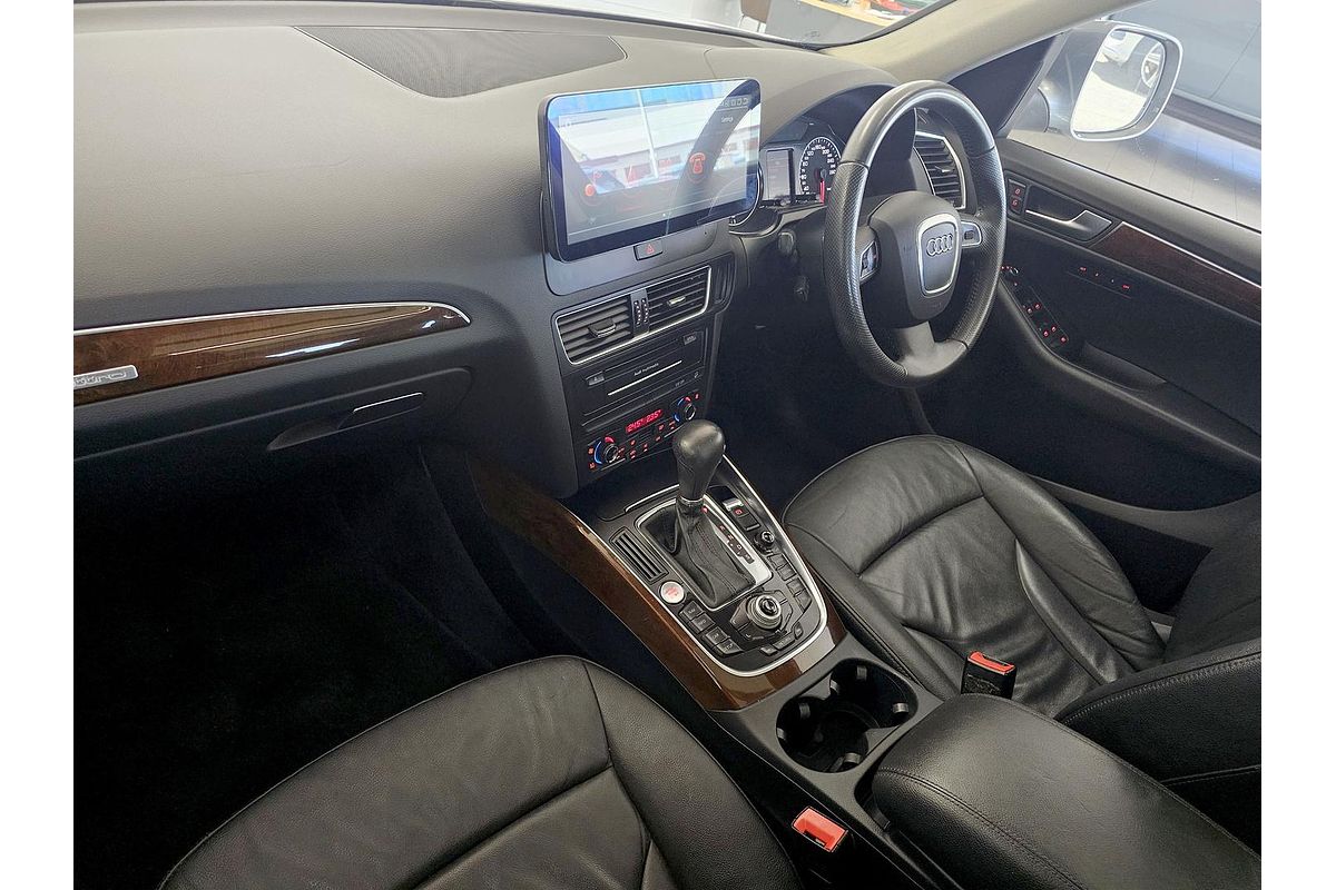 2010 Audi Q5 FSI 8R