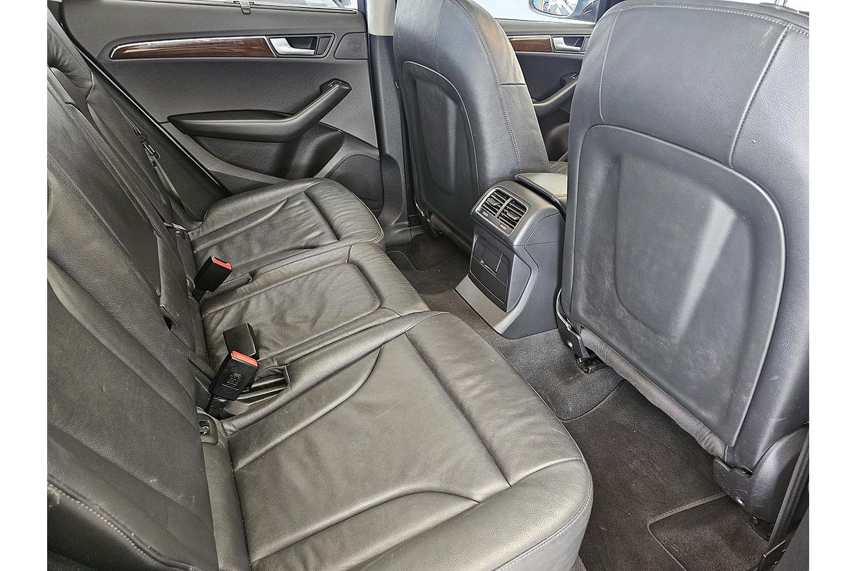 2010 Audi Q5 FSI 8R
