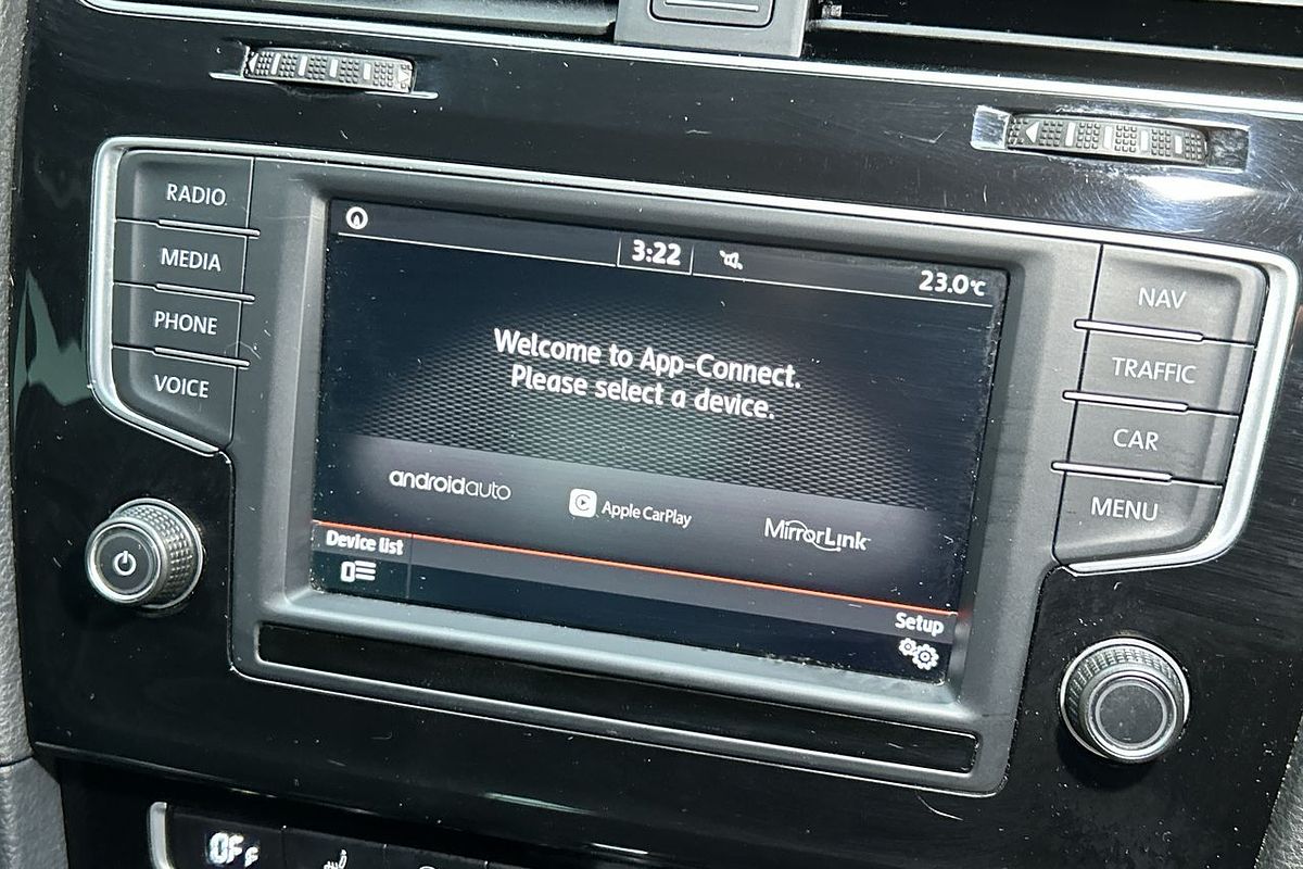 2015 Volkswagen Golf 110TSI Highline 7