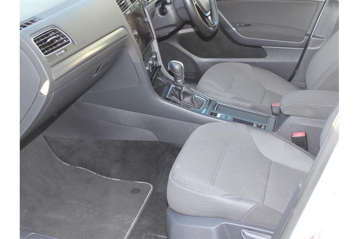 2017 Volkswagen Golf 110TSI Comfortline 7.5