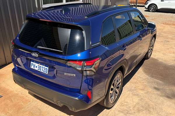 2025 Subaru Forester Hybrid Touring S6