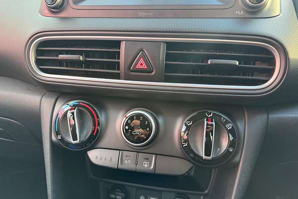 2017 Hyundai Kona Active OS