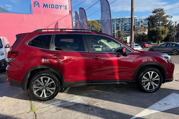 2021 Subaru Forester 2.5i Premium S5