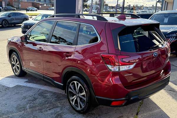 2021 Subaru Forester 2.5i Premium S5