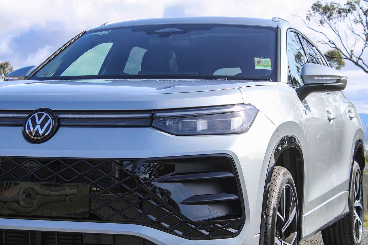 2025 Volkswagen Tayron 195TSI R-Line R4