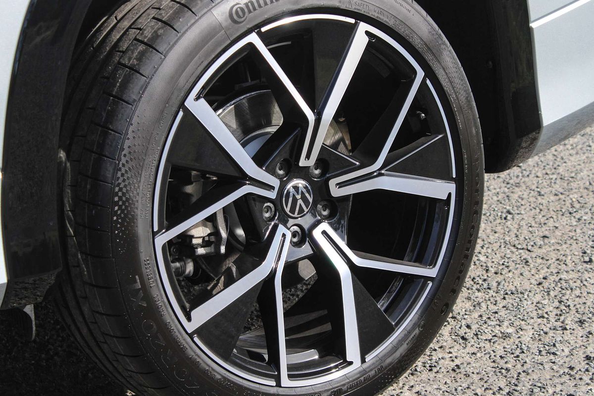 2025 Volkswagen Tayron 195TSI R-Line R4