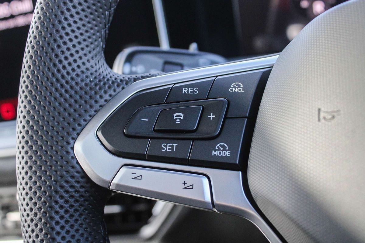 2025 Volkswagen Tayron 195TSI R-Line R4