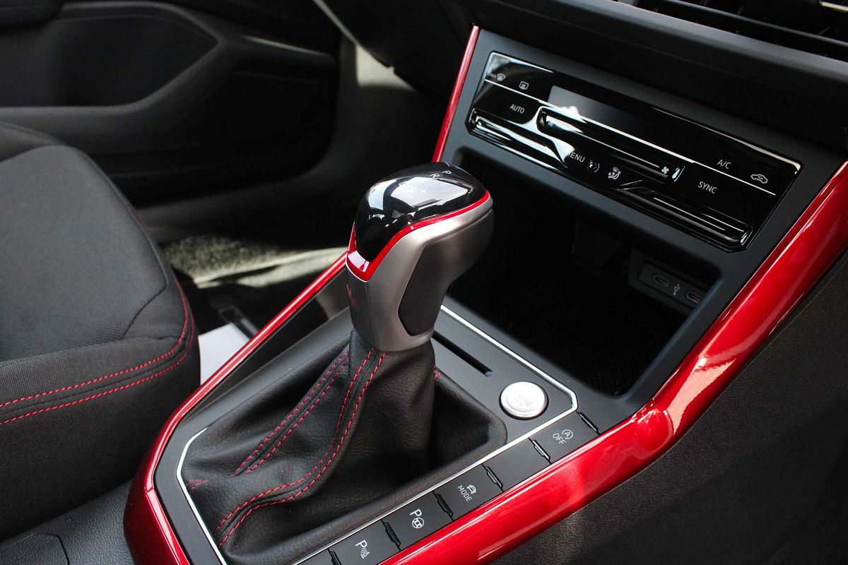 2025 Volkswagen Polo GTI AE
