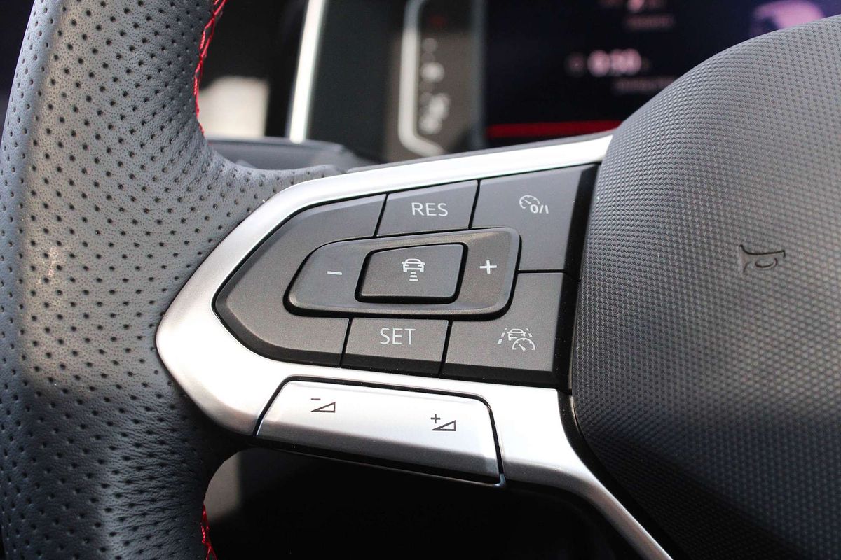 2025 Volkswagen Polo GTI AE