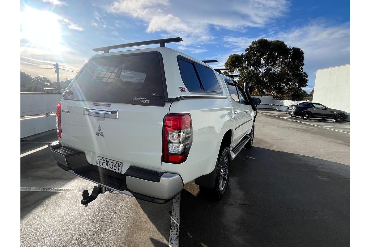 2022 Mitsubishi Triton GLS MR 4X4