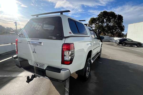 2022 Mitsubishi Triton GLS MR 4X4