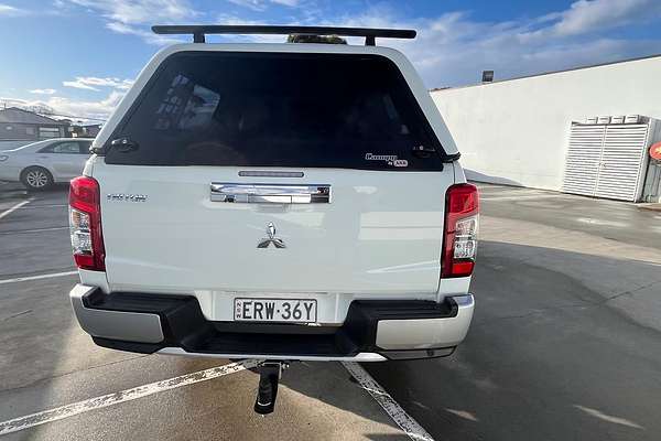 2022 Mitsubishi Triton GLS MR 4X4