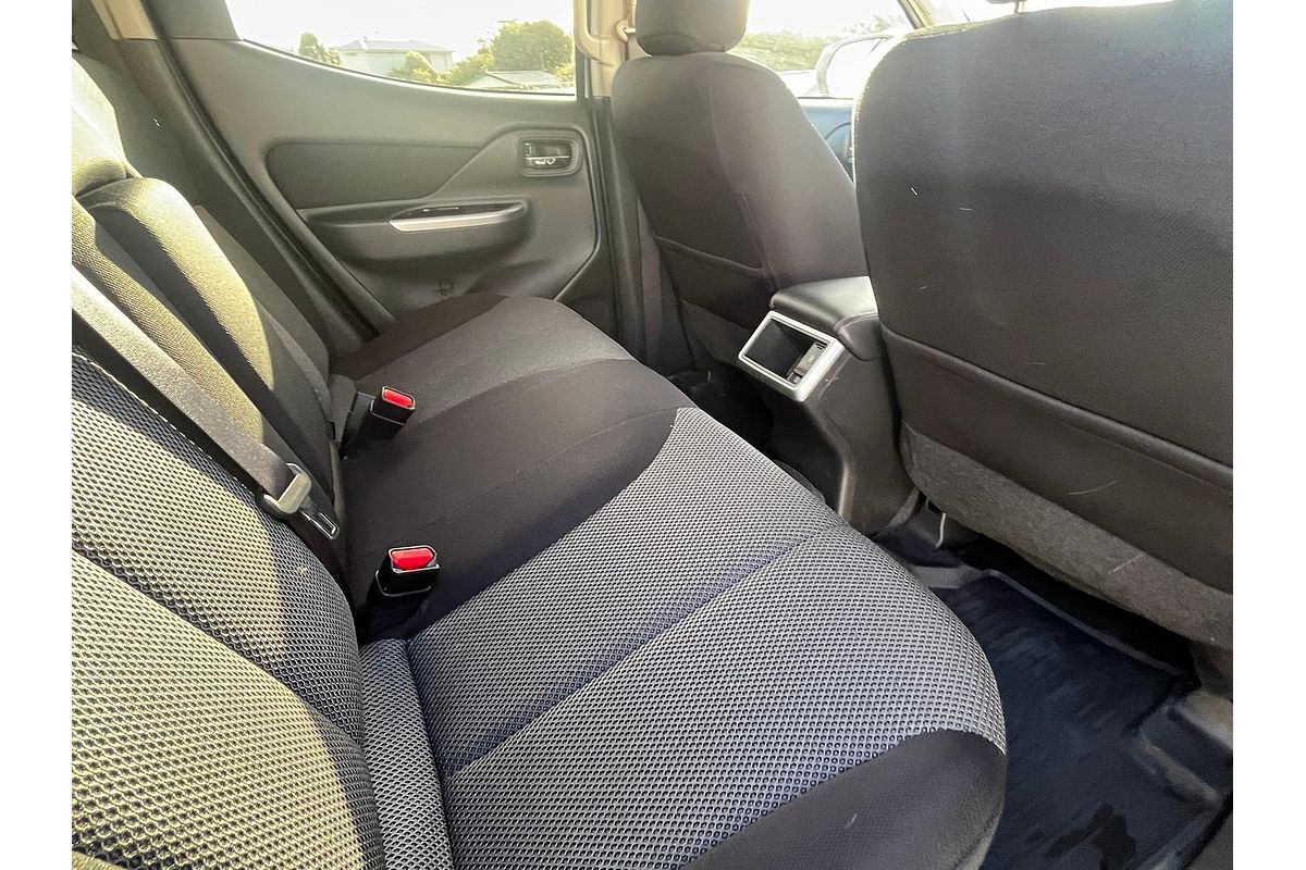 2022 Mitsubishi Triton GLS MR 4X4