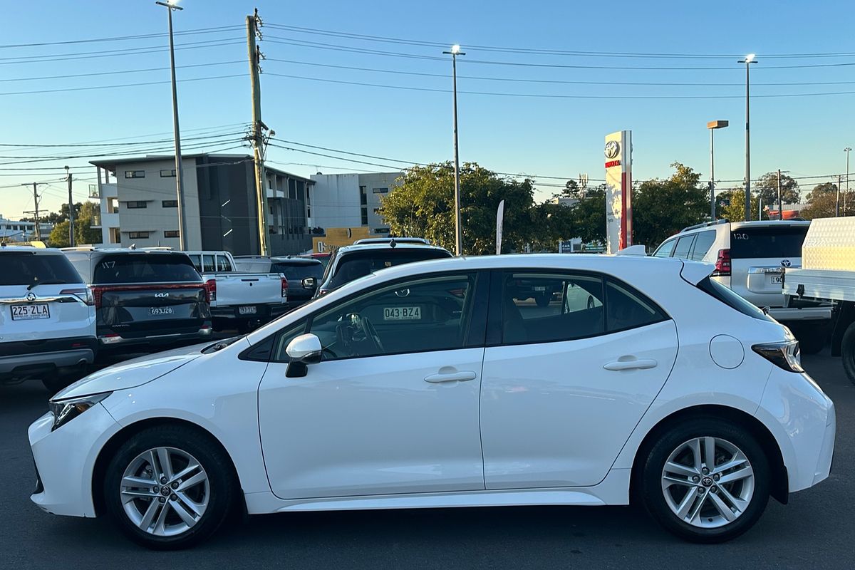 2019 Toyota Corolla Ascent Sport MZEA12R