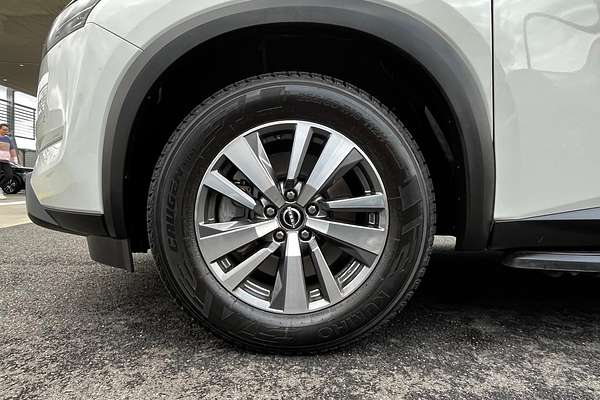 2023 Nissan Pathfinder Ti R53