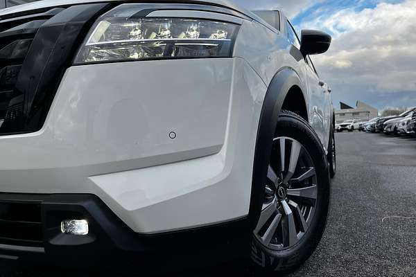 2023 Nissan Pathfinder Ti R53