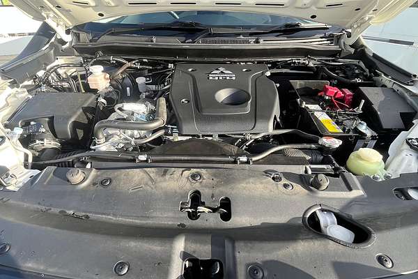 2022 Mitsubishi Triton GLS MR 4X4