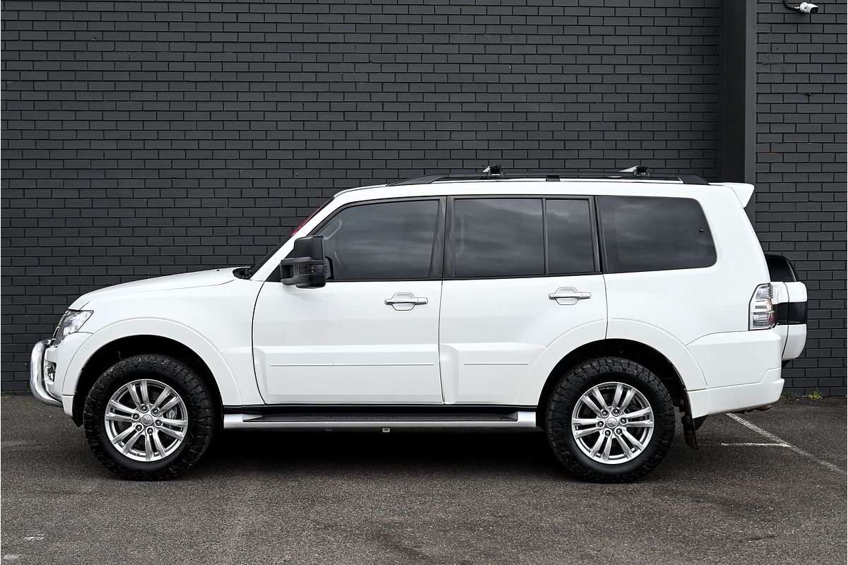 2017 Mitsubishi Pajero GLX NX