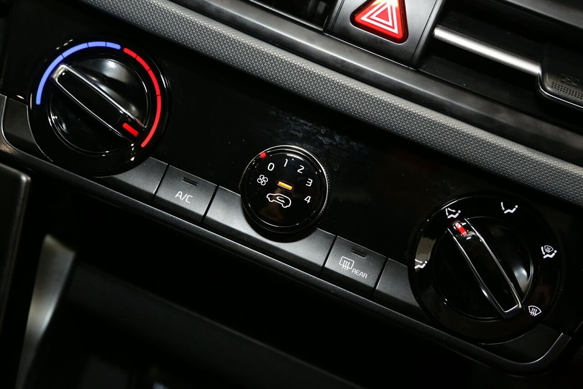 2023 Kia Seltos S SP2 PE