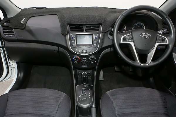 2019 Hyundai Accent Sport RB6